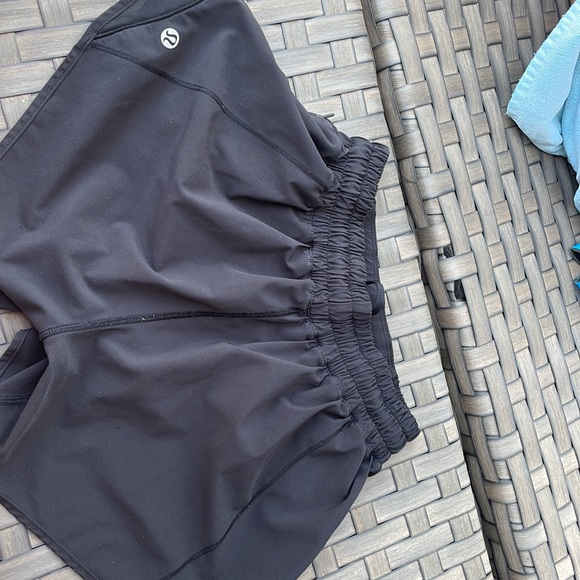 Lululemon Hotty hot shorts 4” - Picture 2 of 5